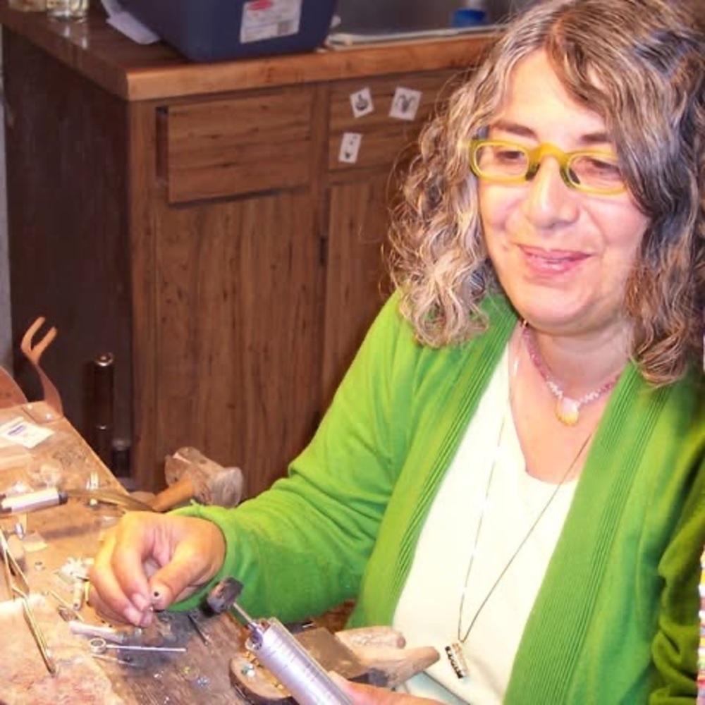 Meet your Posher, Deborah